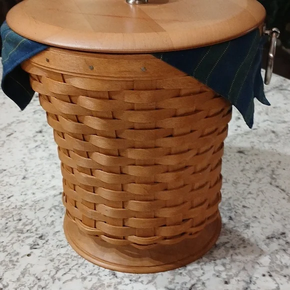 Longaberger 2005-06 Collectors Club 10th Year Anniversary Celebration Basket Baskets & Bins